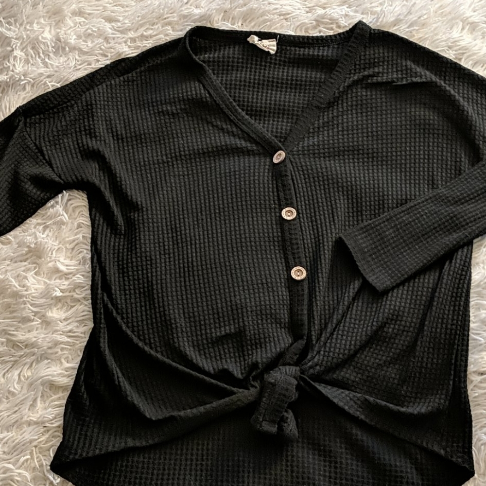 Black waffle print long sleeve
